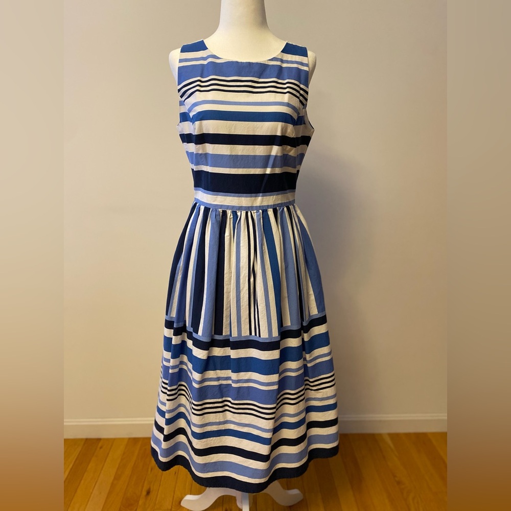 Vince Camuto midi striped dress blue white